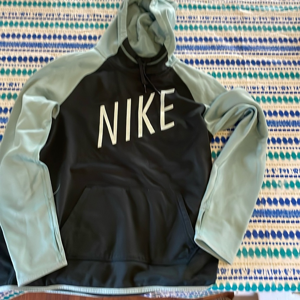 Nike hooded sweatshirt